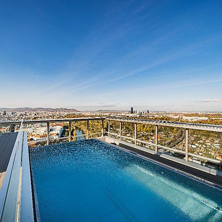 Diamondview Luxury Apartments Wina Bagian luar foto