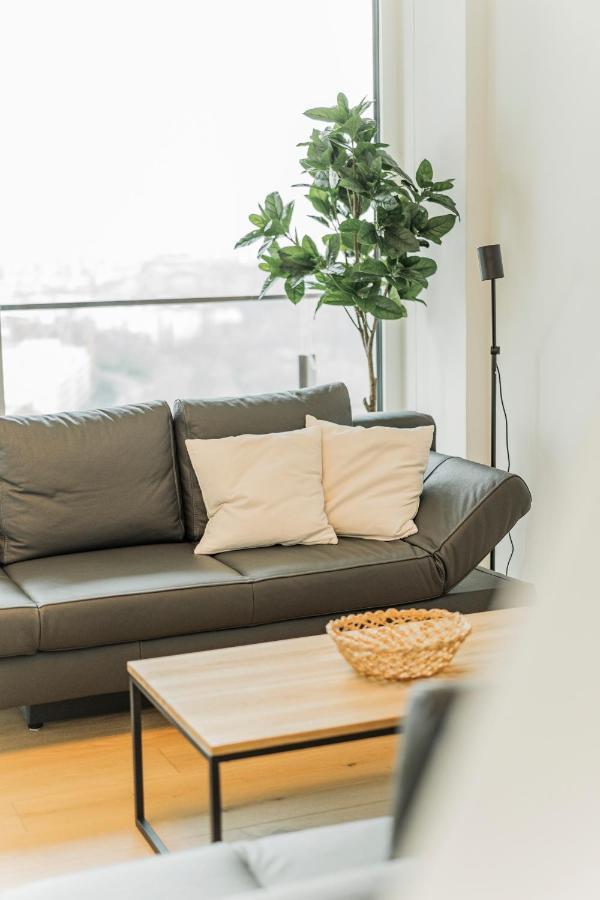 Diamondview Luxury Apartments Wina Bagian luar foto