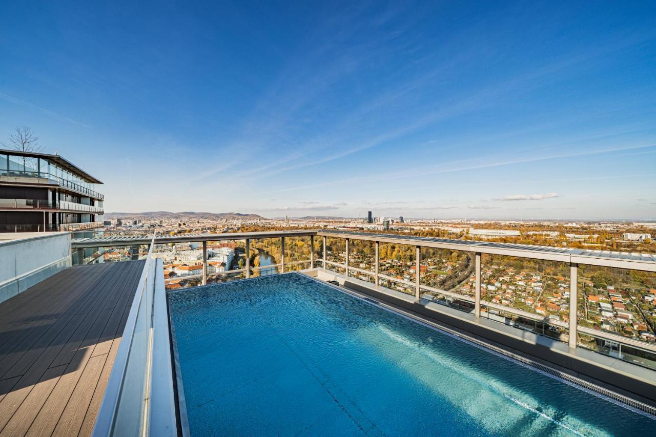 Diamondview Luxury Apartments Wina Bagian luar foto