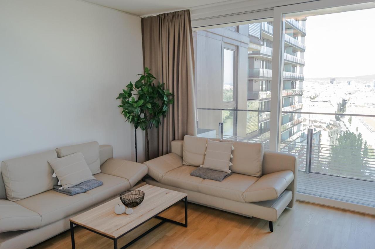 Diamondview Luxury Apartments Wina Bagian luar foto